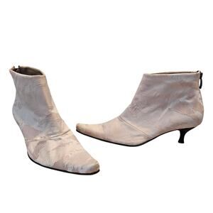 Rockwell Tharp Light Pink Silk Kitten Heel Ankle Boots sz 39 Pointy Toe Casual
